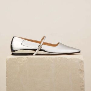 NIB Dear Frances Mary Jane Shoes 36 US 6 Silver Patent Revolve